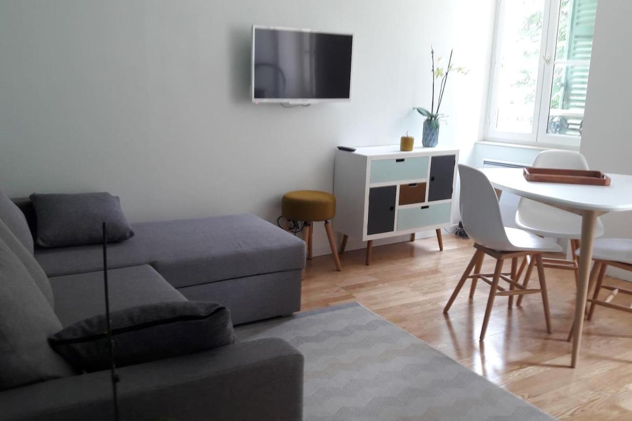 Un Appartement Lumineux Au Parc Beaumont Pau Ngoại thất bức ảnh